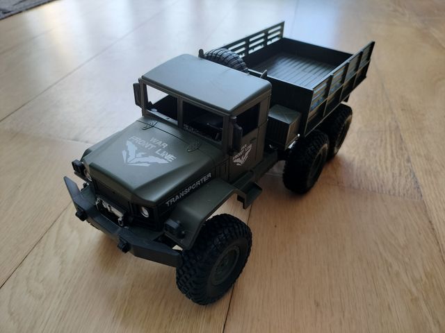 Camião Militar R/C 6X6 (Telecomandado)