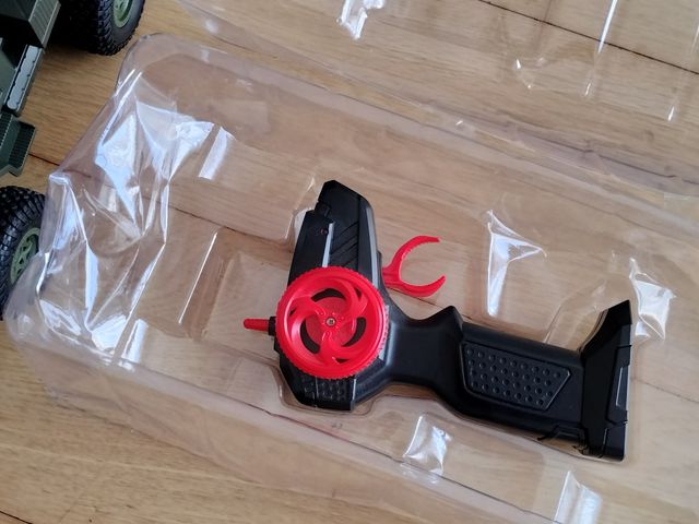 Camião Militar R/C 6X6 (Telecomandado)