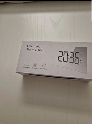 Sveglia digitale uptimus