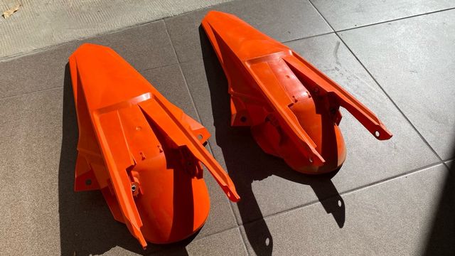 Guardabarros traseros KTM