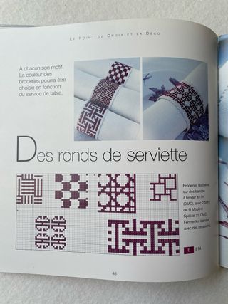 Libro de punto de cruz en francés