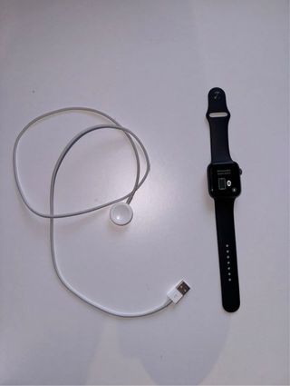 Apple Watch series 4 44 mm + cellular
