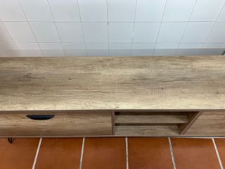 Mueble tv con su mesa de centro