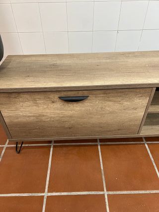 Mueble tv con su mesa de centro