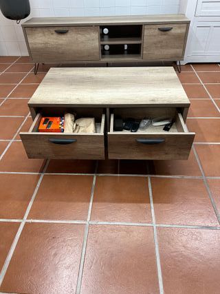 Mueble tv con su mesa de centro