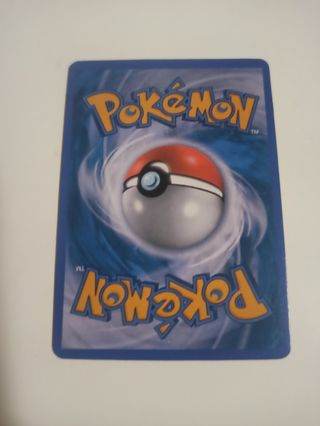 Carta Pokémon Urshifu Golpe Brusco VMAX