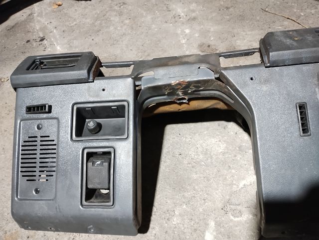 Salpicadero Mitsubishi Montero L040