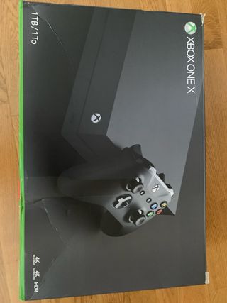 Xbox One X 1TB – Como Nueva, Poco Uso