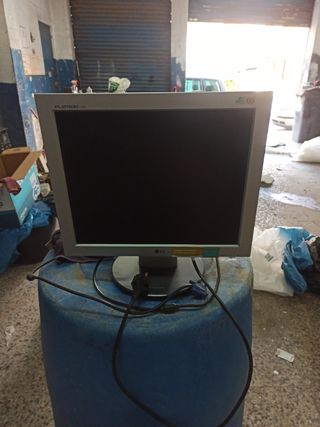 MONITOR PC LG 17 PULGADAS
