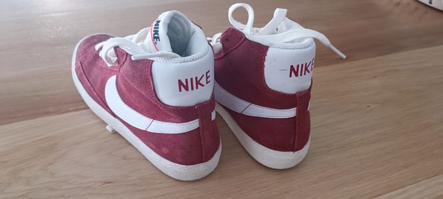 NIKE BLAZER
