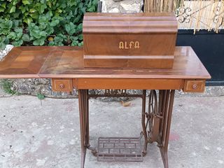 Maquina de coser alfa