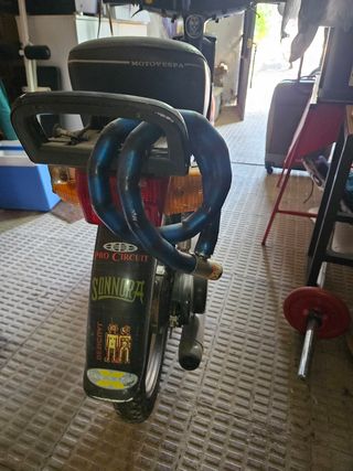 Vespino f9 negro tramitando matricula histórica