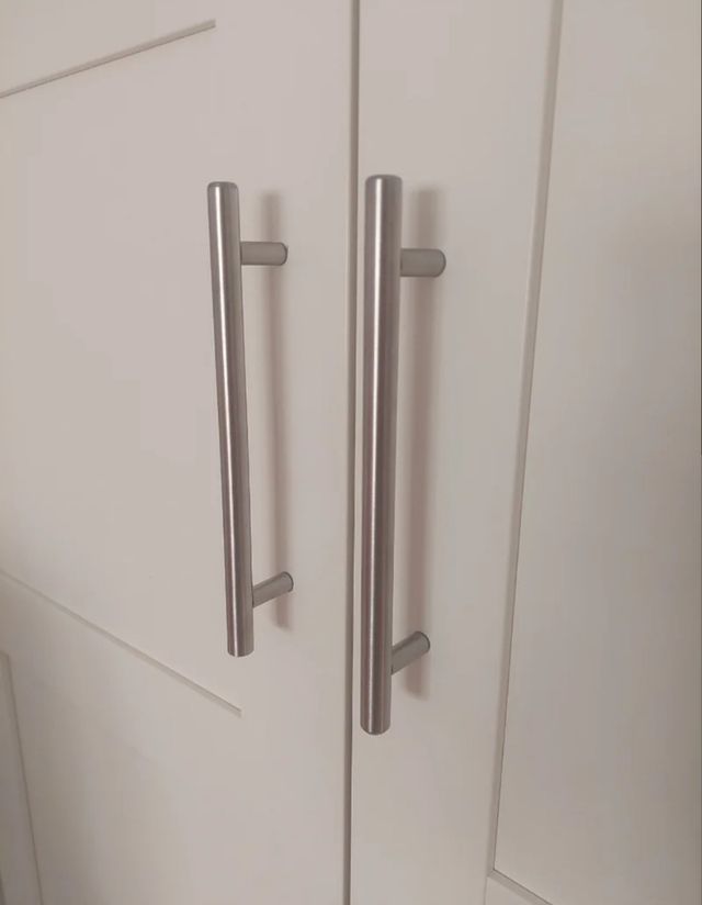 Tirador de metal IKEA📎