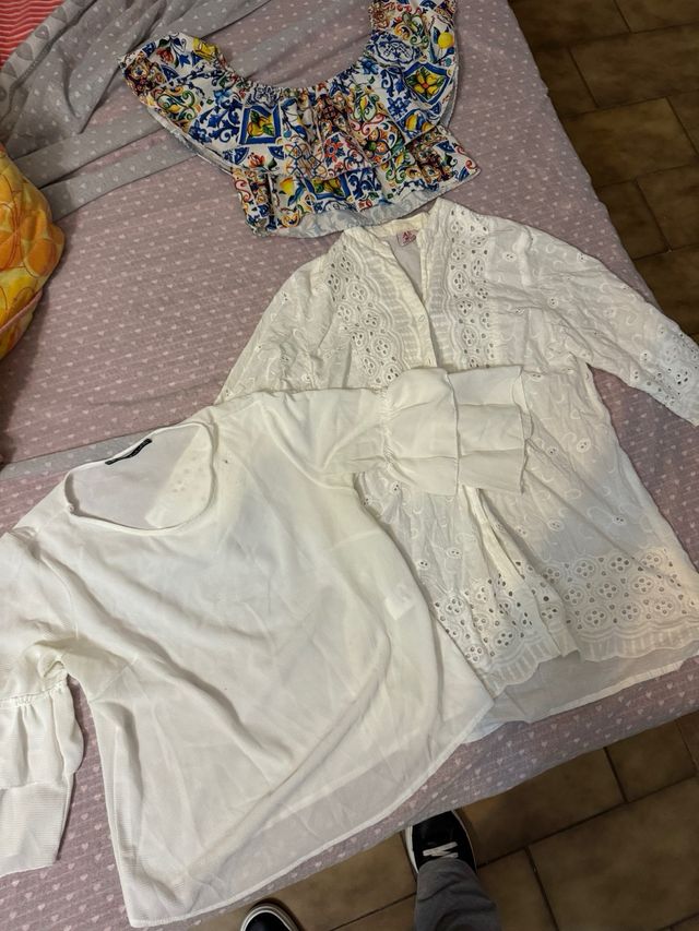 2 camicette e un top