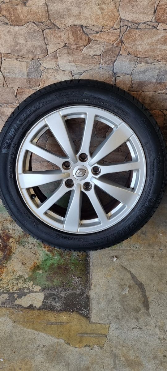Llantas de Aluminio Renault  17"