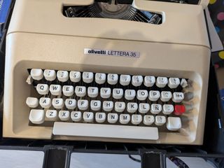 Olivetti Lettera 35