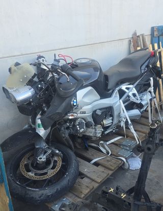 Bmw k1200r despiece de segunda mano por 1 EUR en Yuncos en WALLAPOP