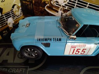 Triumph TR4 1/18