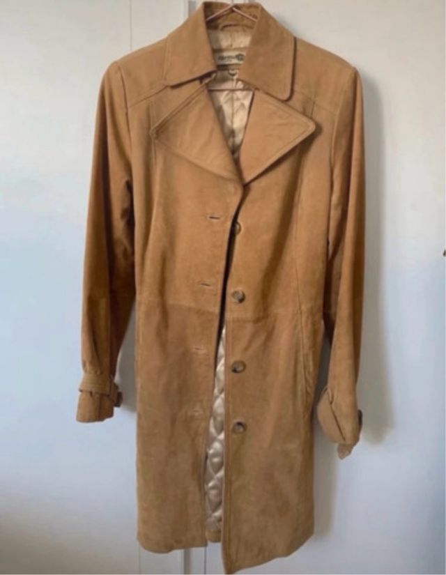 Abrigo ante Formula Joven