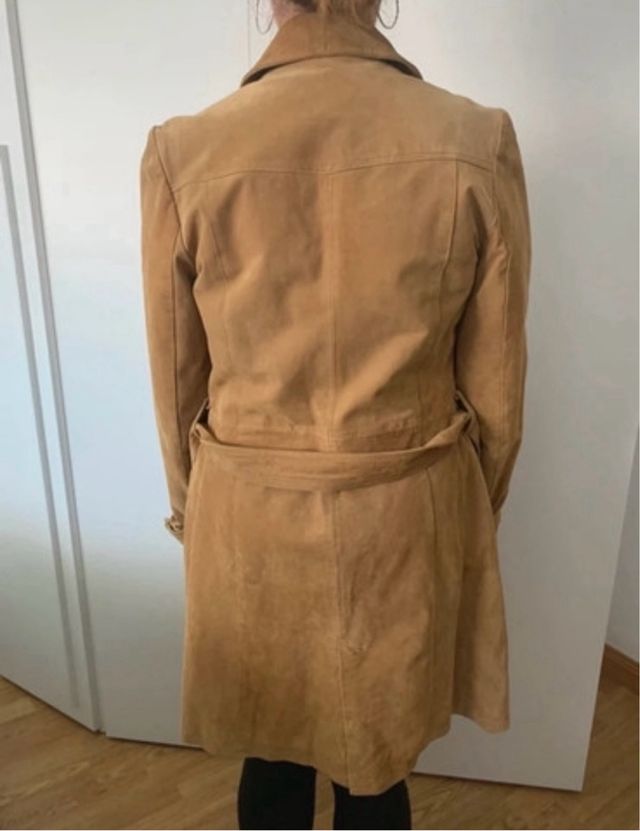 Abrigo ante Formula Joven