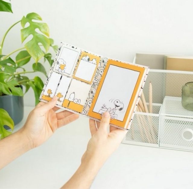 Cuaderno de notas adhesivas de Snoopy