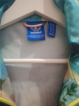 Chaqueta adidas edición limitada 