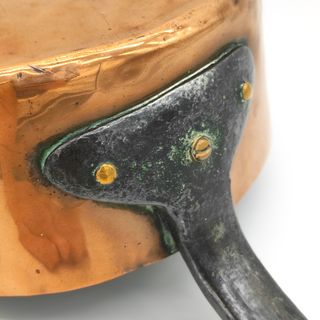 Olla de cobre francesa Siglo XIX antigua