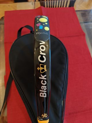 Pala de pádel BLACK CROWN OMNI