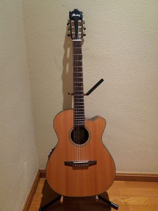 Guitarra Ibañez electroacustica