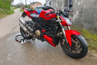 Ducati streetfighter 1098