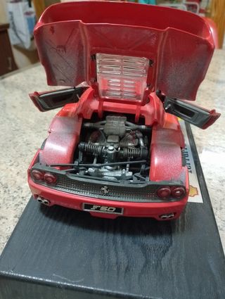 Ferrari F50 a escala 1/18
