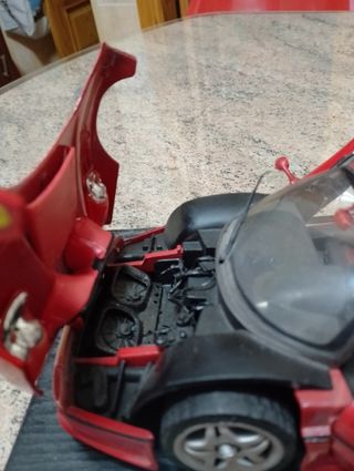 Ferrari F50 a escala 1/18