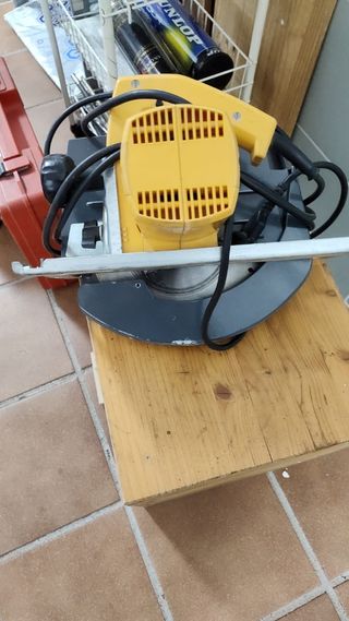 Sierra profesional de madera 