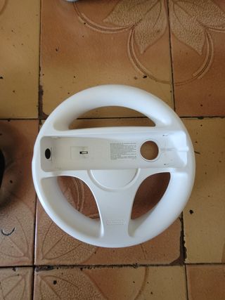 Mario Kart Wii y Volantes
