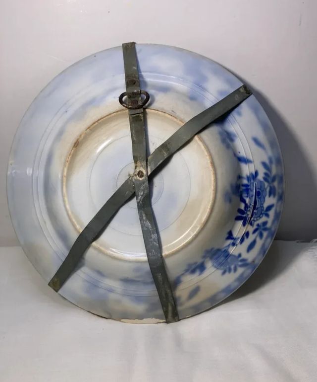 Plato de Porcelana 3- 24 cm.