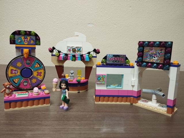 MUELLE DE LA DIVERSIÓN DE HEARTLAKE LEGO FRIENDS