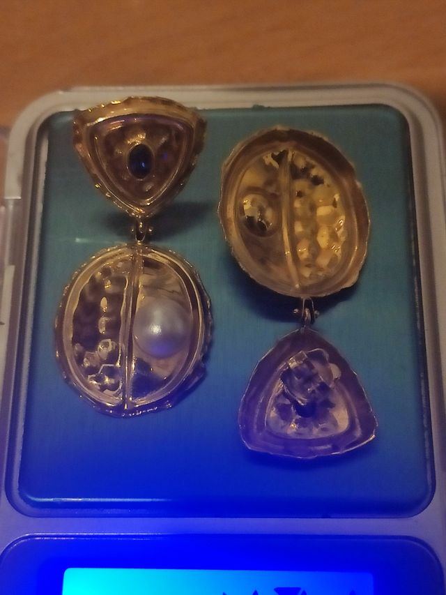 Pendientes oro dieciocho quilates