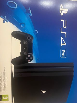 Consolle PS4 pro 1 ThB con 1 controller