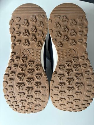 Zapatillas/Botas montaña impermeables 
