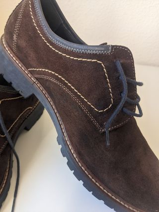 Zapatos serraje marrones