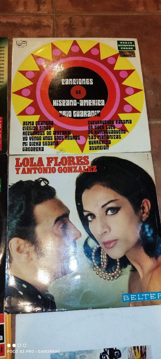 8 VINILI MUSICALI SPAGNOLI - LOLA FLORES, FOSFORITO