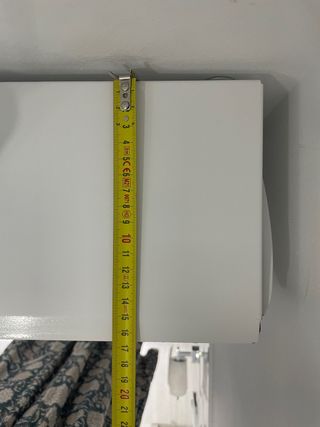 Cambiador de pared plegable ByBo y colchón