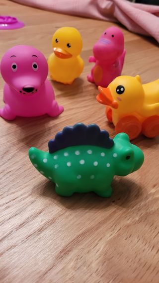 Lote juguetes baño: 5 animalitos de goma