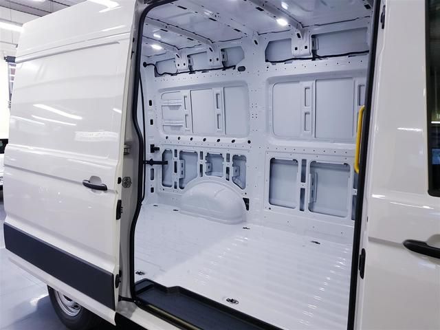 Volkswagen Crafter Furgon Batalla Media TN 2.0 TDI 130 kW (177 CV) 3.500