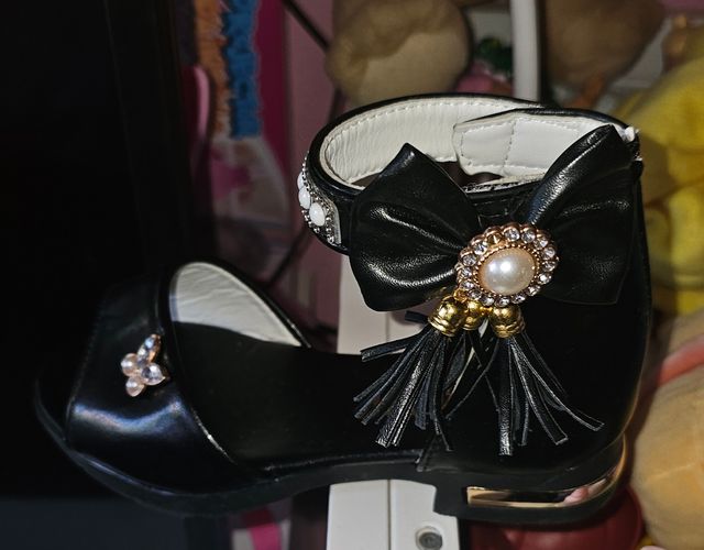 Tacones de niña 👧