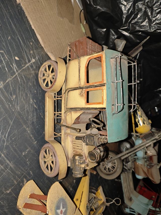 Juguetes de Hojalata... Para Restaurar.