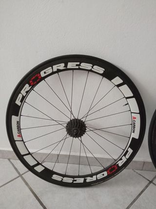 Ruedas Progress A-Carbon