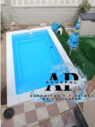 Piscina de poliester 450x250