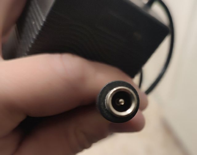 Cargador patinete eléctrico