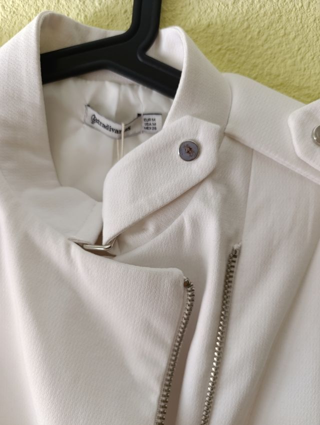 Chaqueta entallada Stradivarius